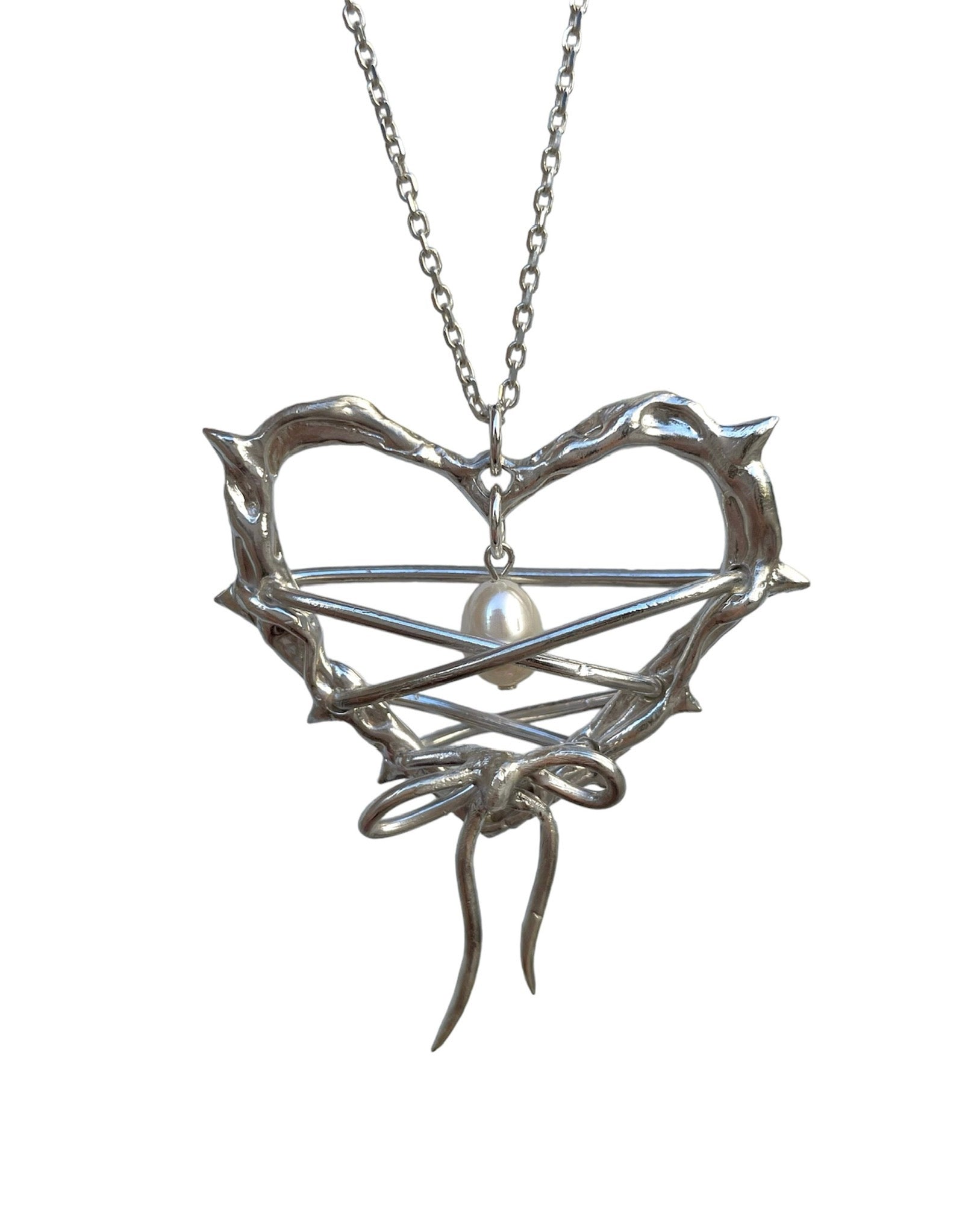 maxine - Magnetic Heart Necklace