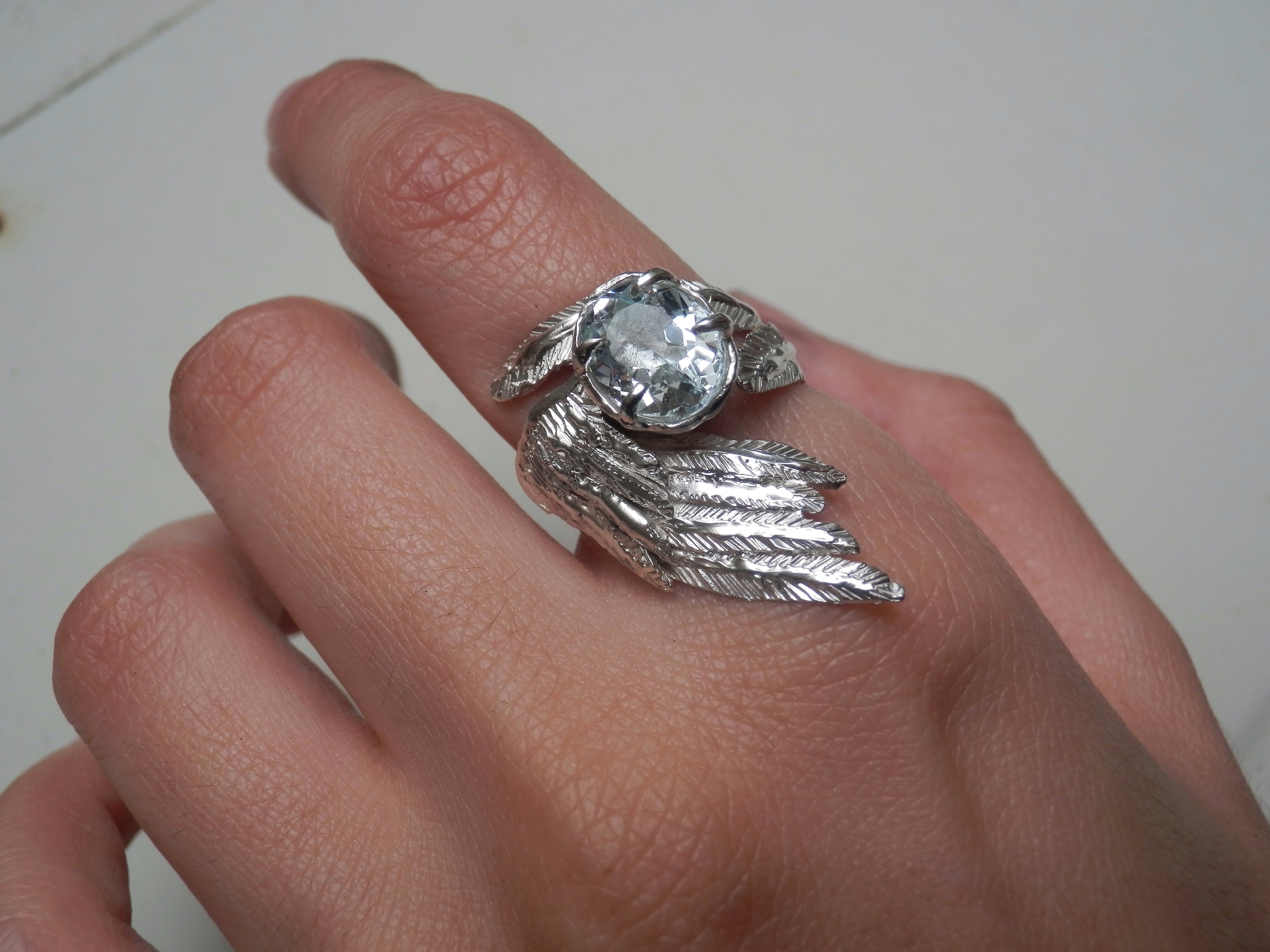 EYES, MIND, WING [2.14CT]