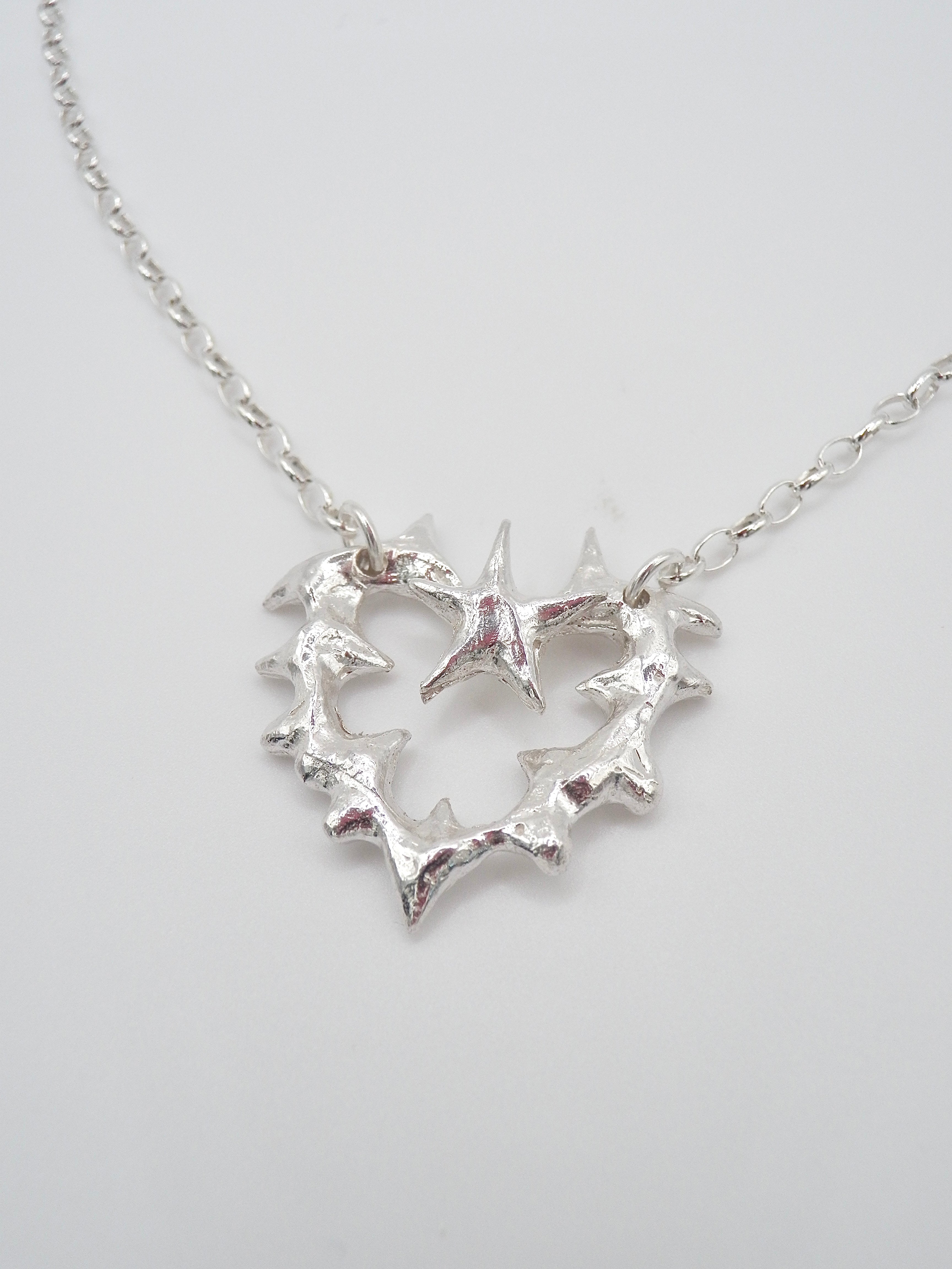 AKARI 明 – MOIRA X MEL