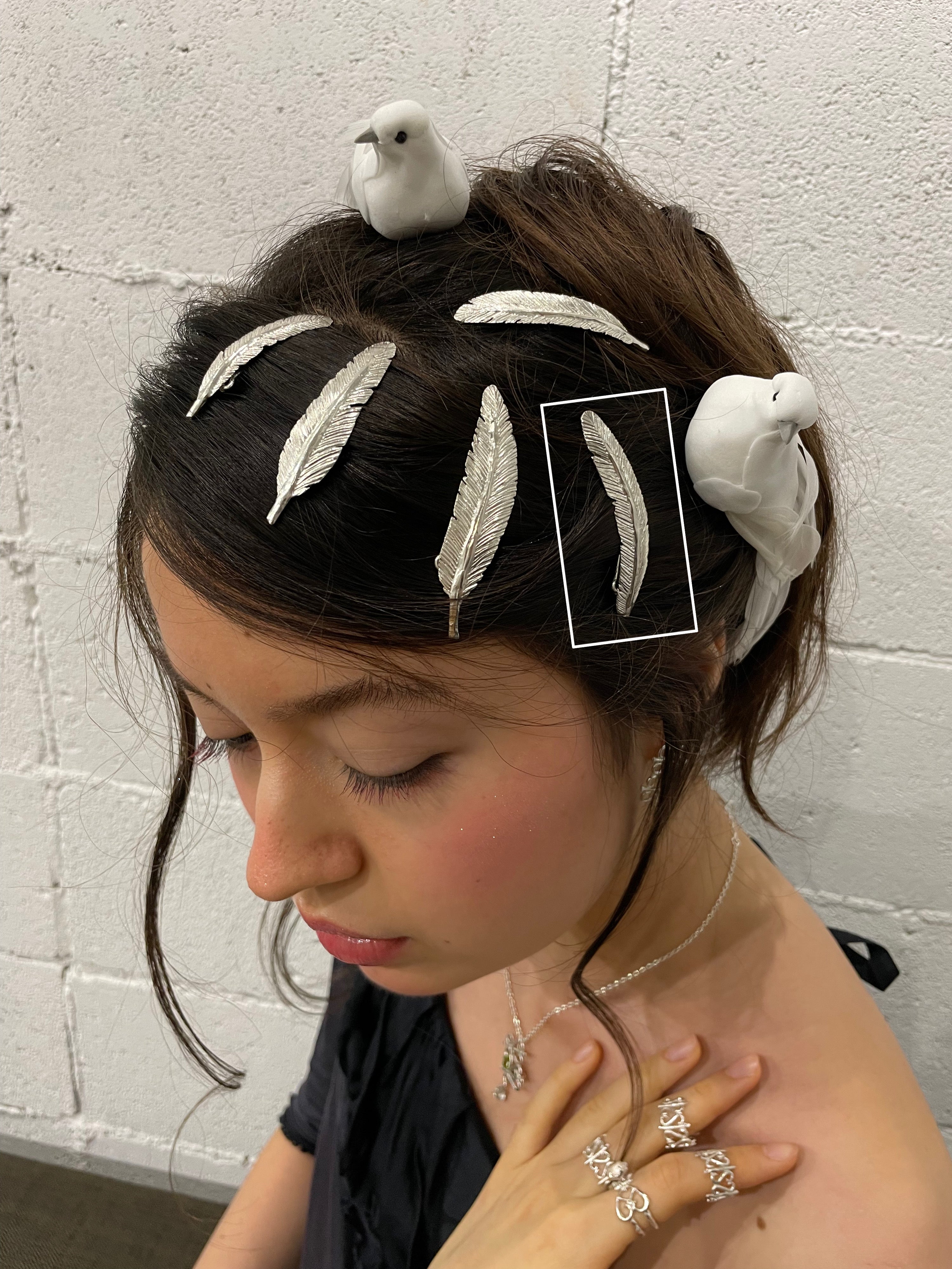 FEATHER HAIR PIN • 16