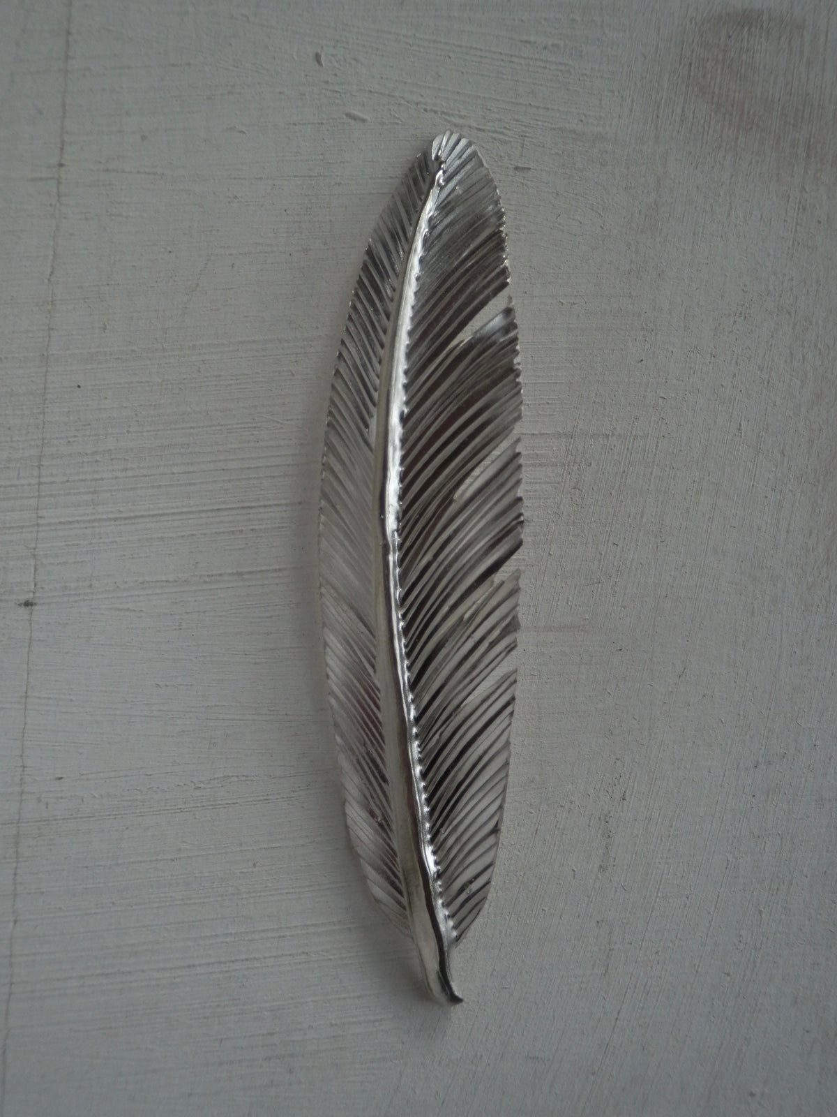 FEATHER HAIRCLIP • 26 [~7.5cm]