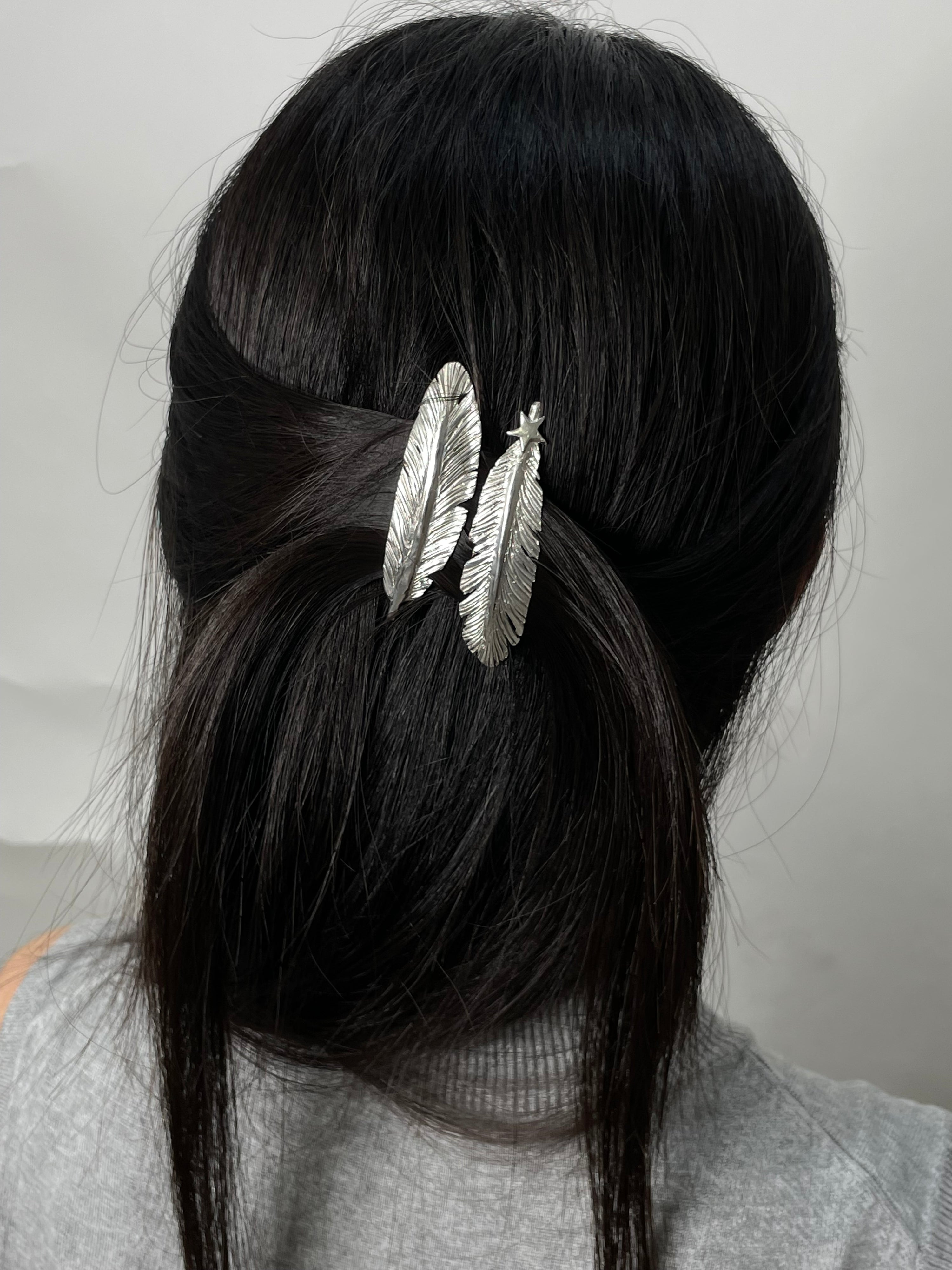 FEATHER HAIR CLIP •4
