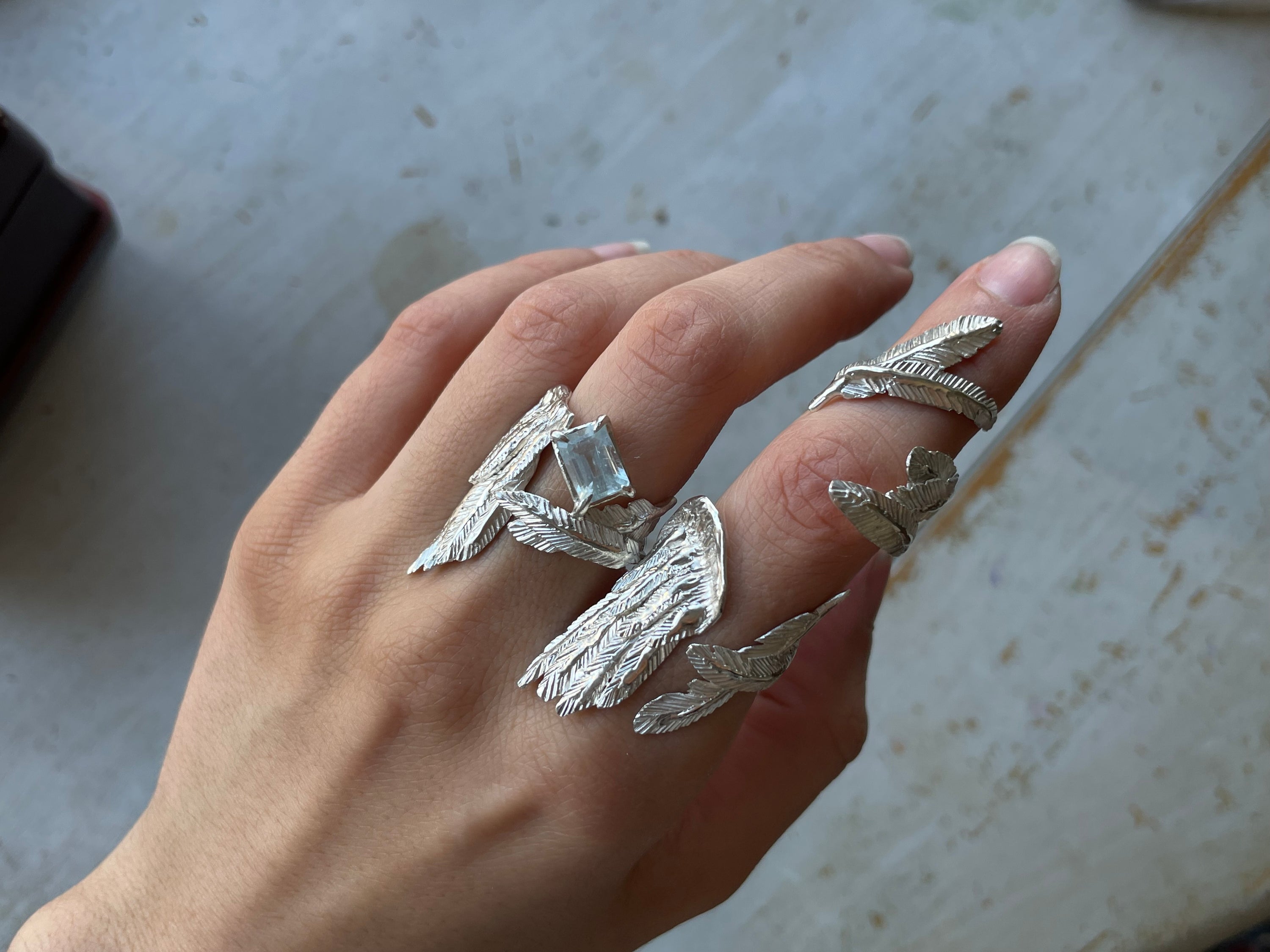 COVER ME, CARRY ME [1.57CT]