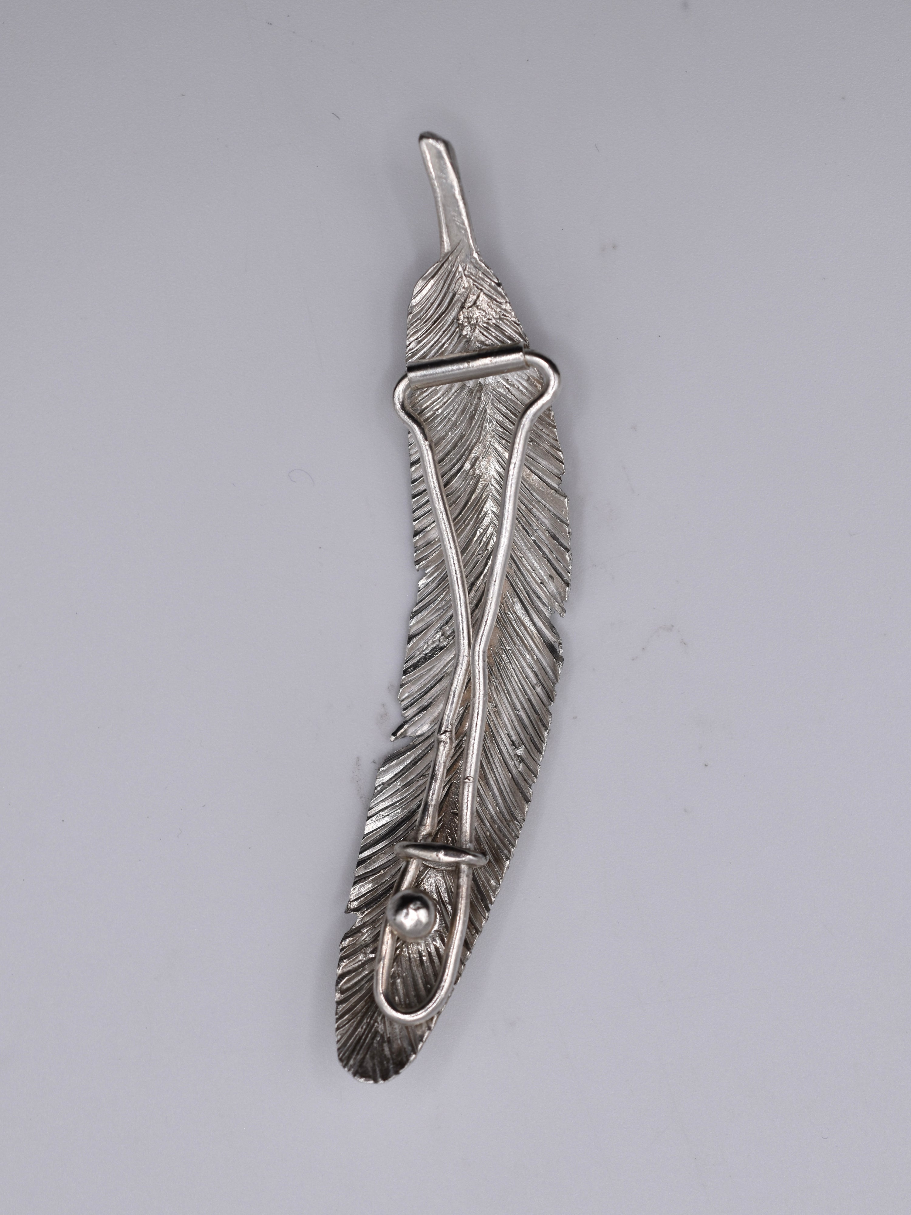 FEATHER HAIR PIN • 16