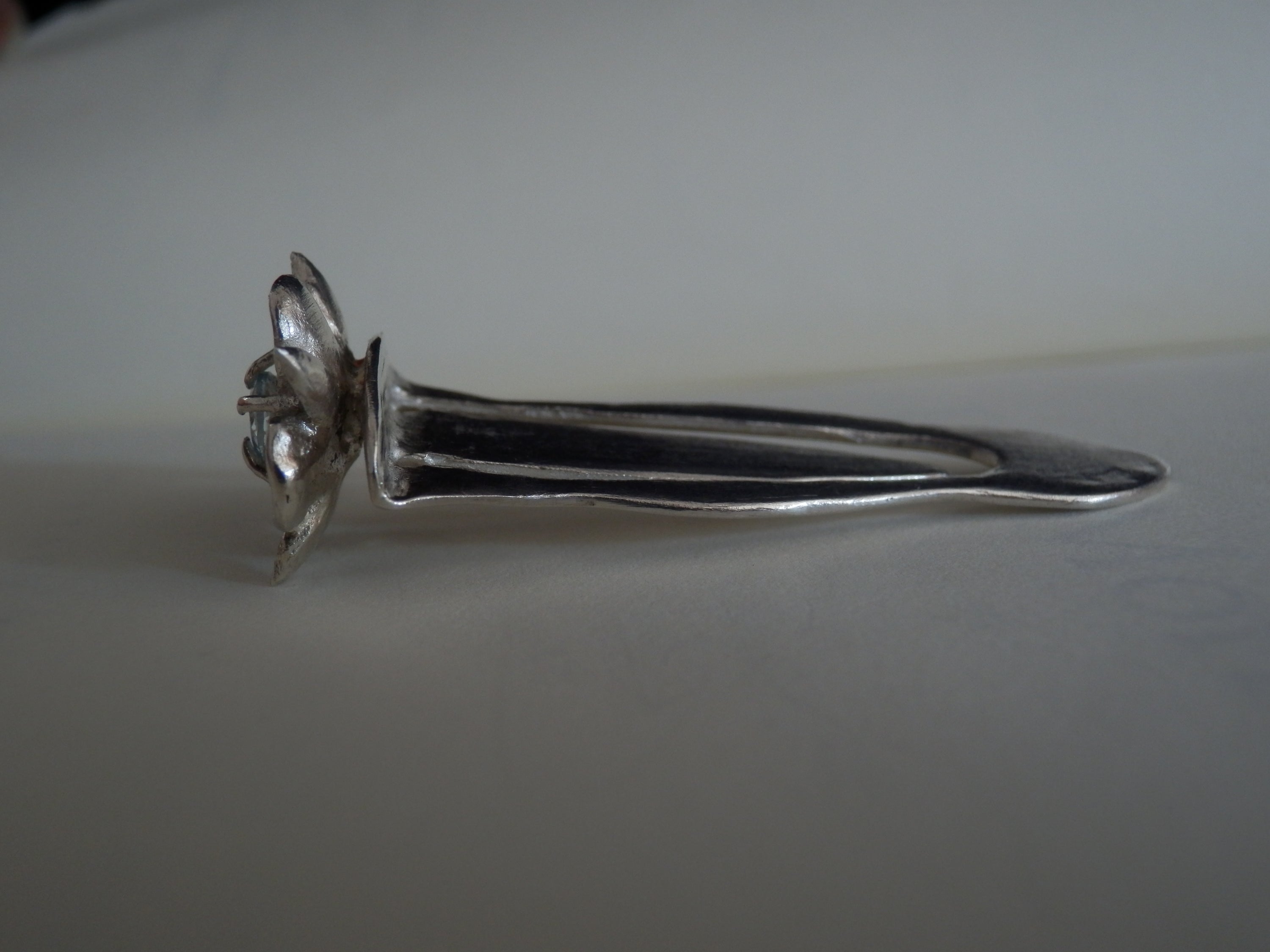 PETAL BOOKMARK