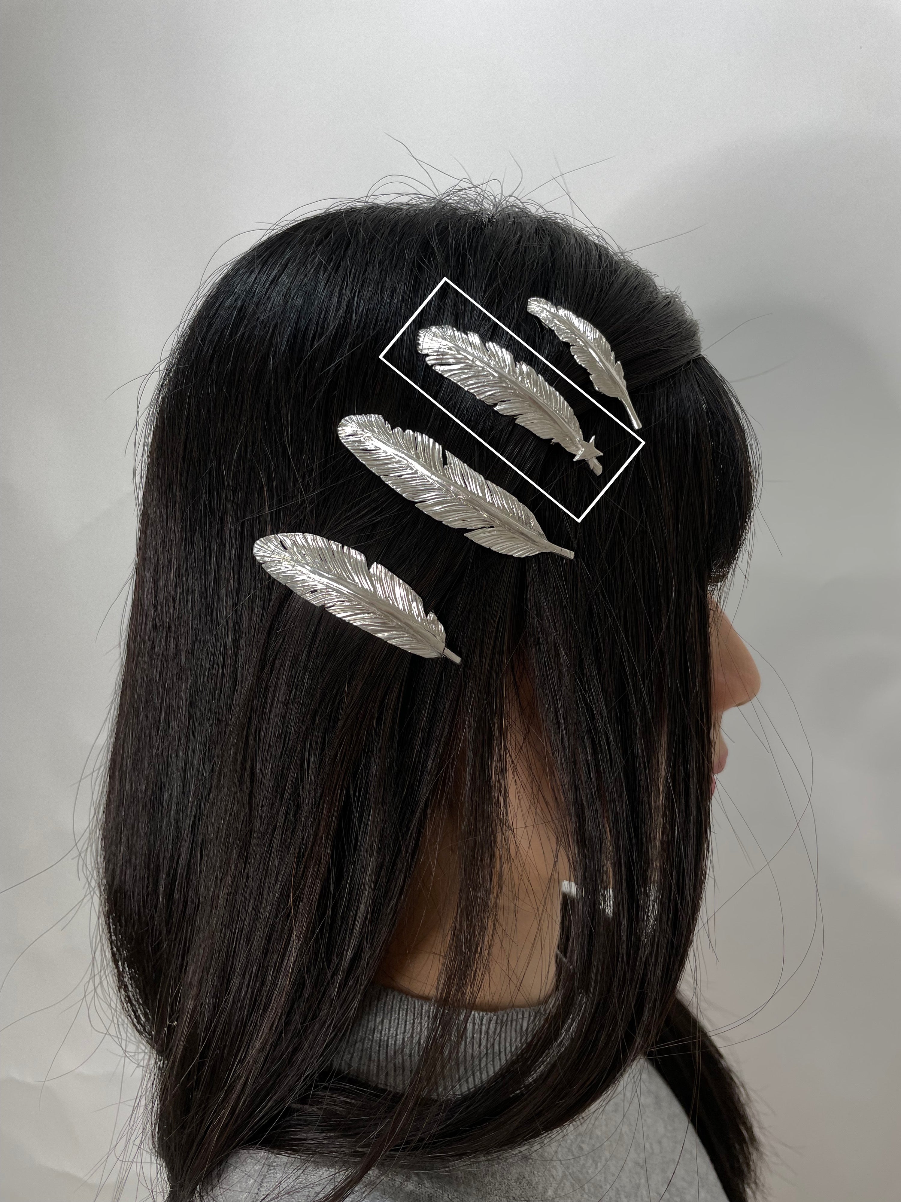 FEATHER HAIR CLIP •4