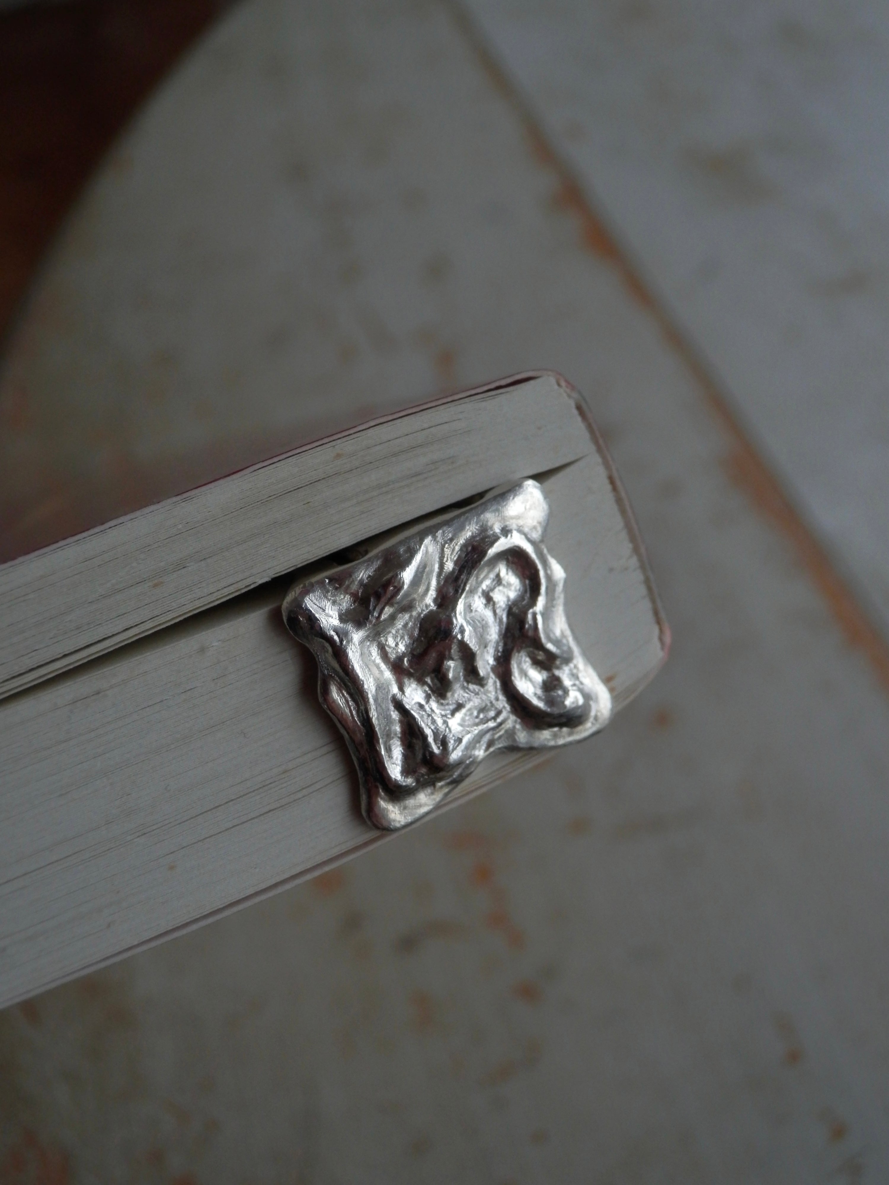 FLOWER TILE BOOKMARK
