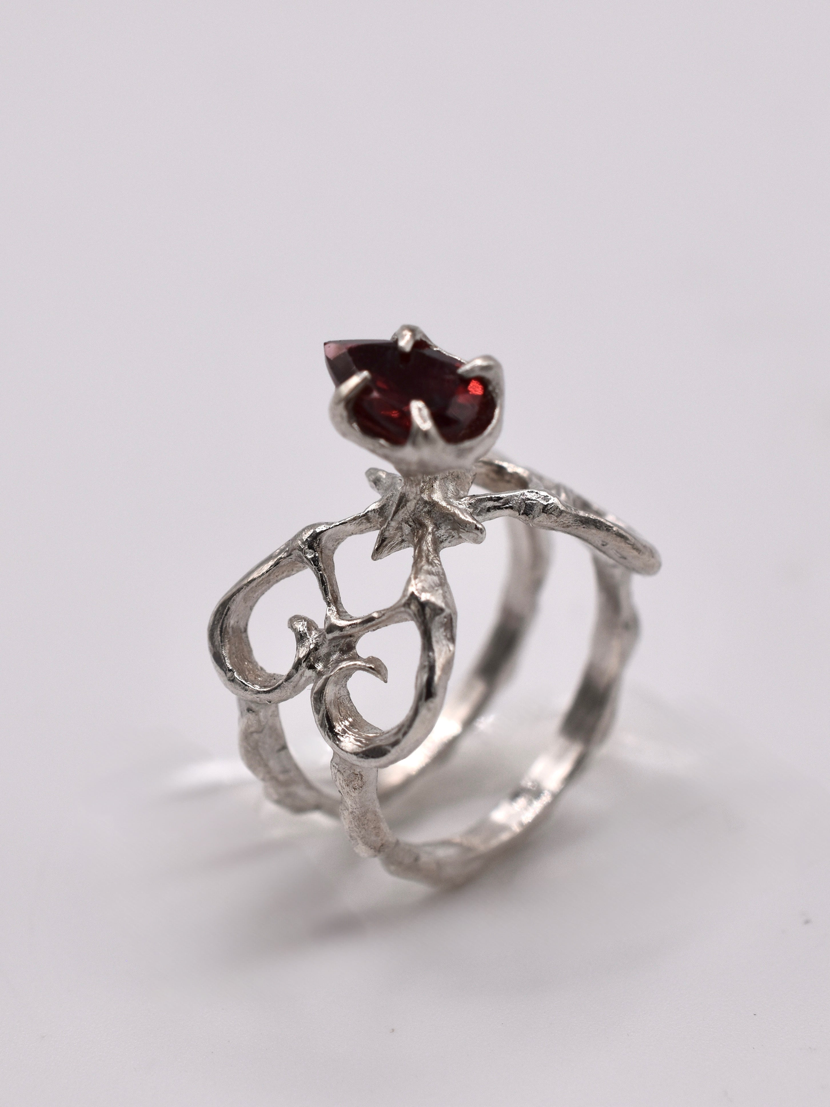 GENTLE WAVE RING