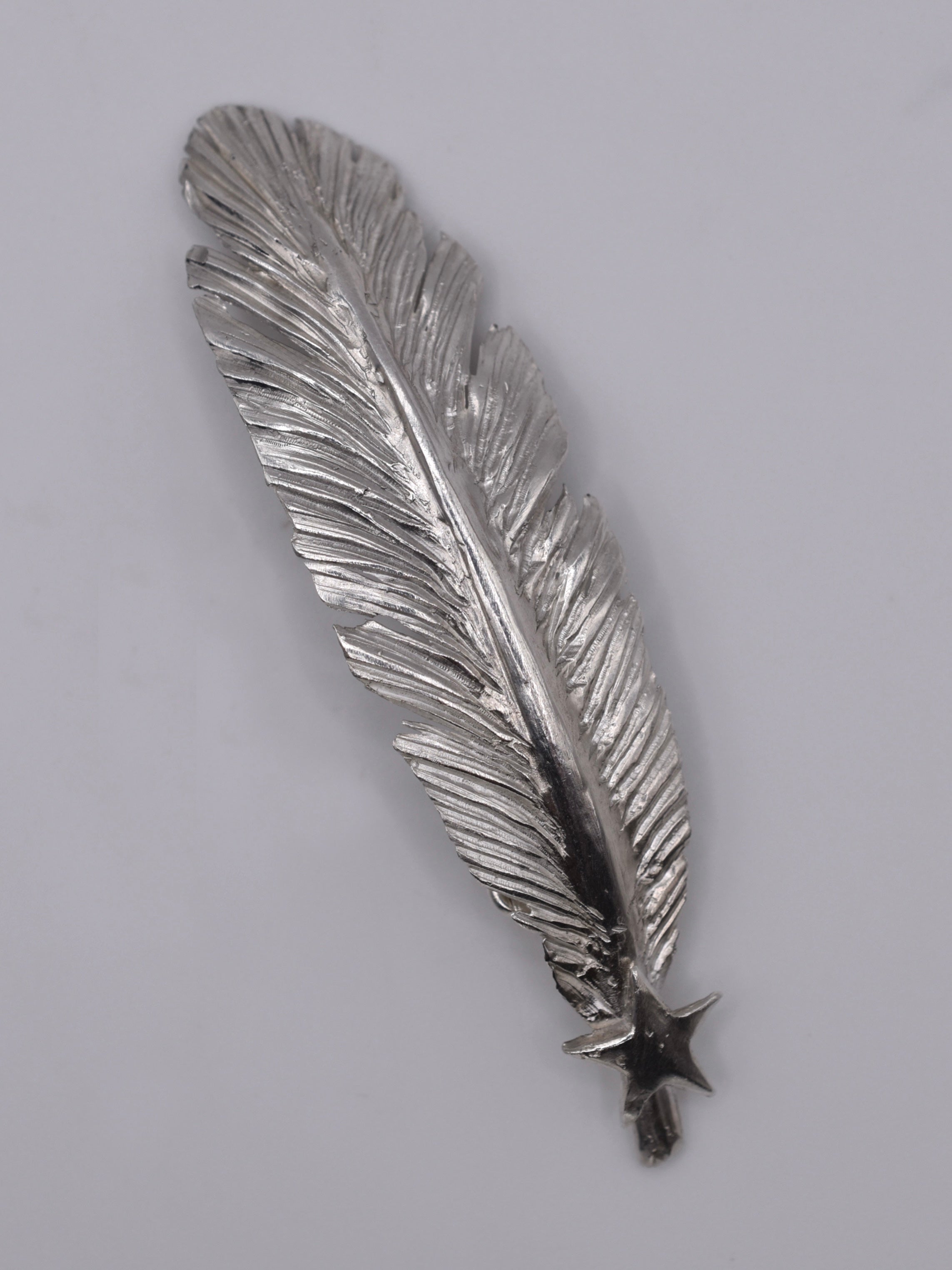 FEATHER HAIR CLIP •4