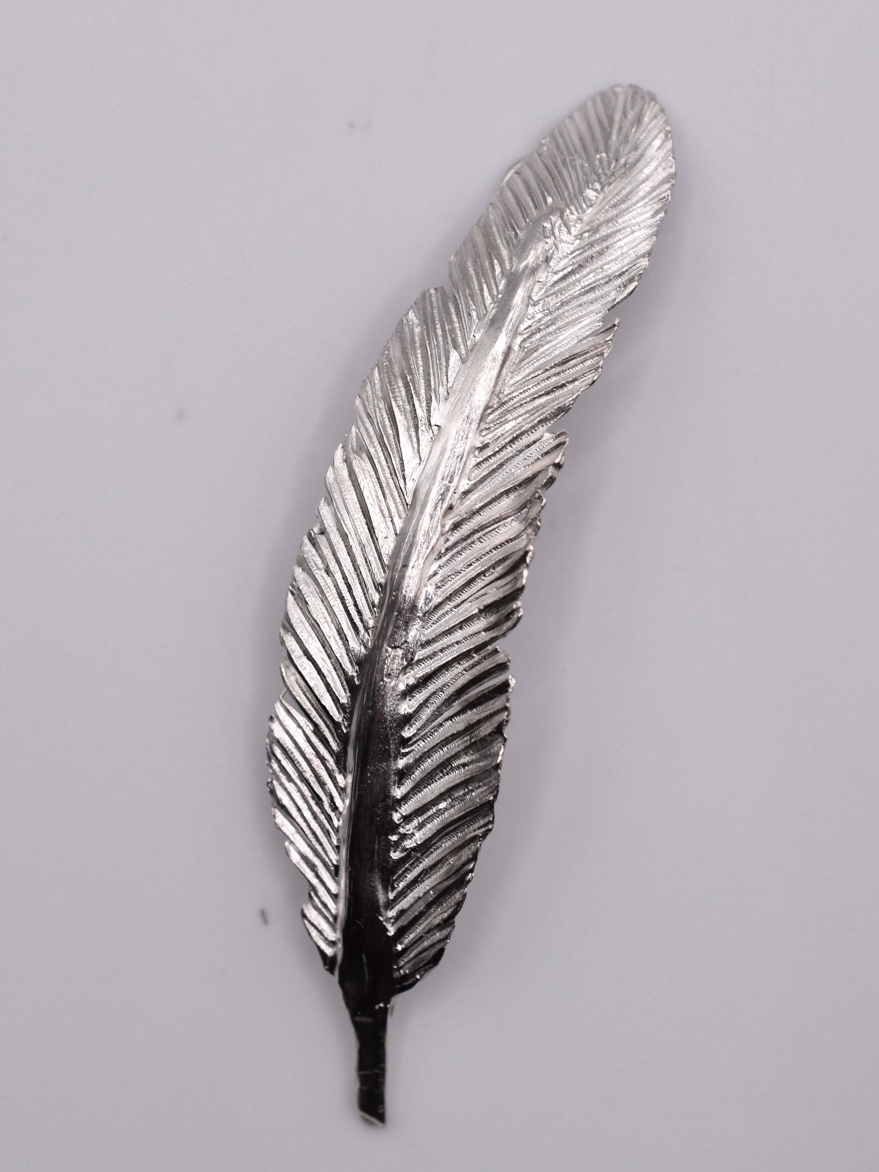 FEATHER HAIR CLIP • 13